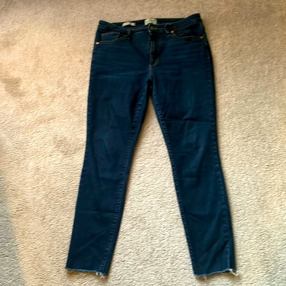 Dark wash jeans - Picture 3 of 4